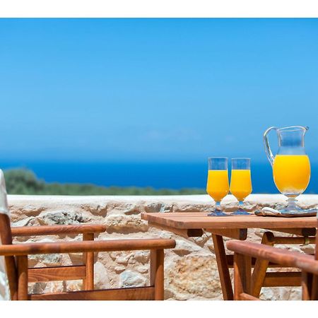 Pandora Aparthotel Pyrgos Dirou Exterior photo
