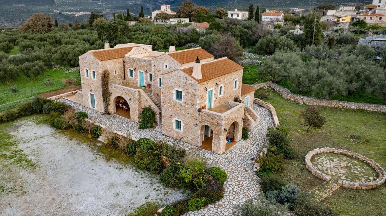 Pandora Aparthotel Pyrgos Dirou Exterior photo