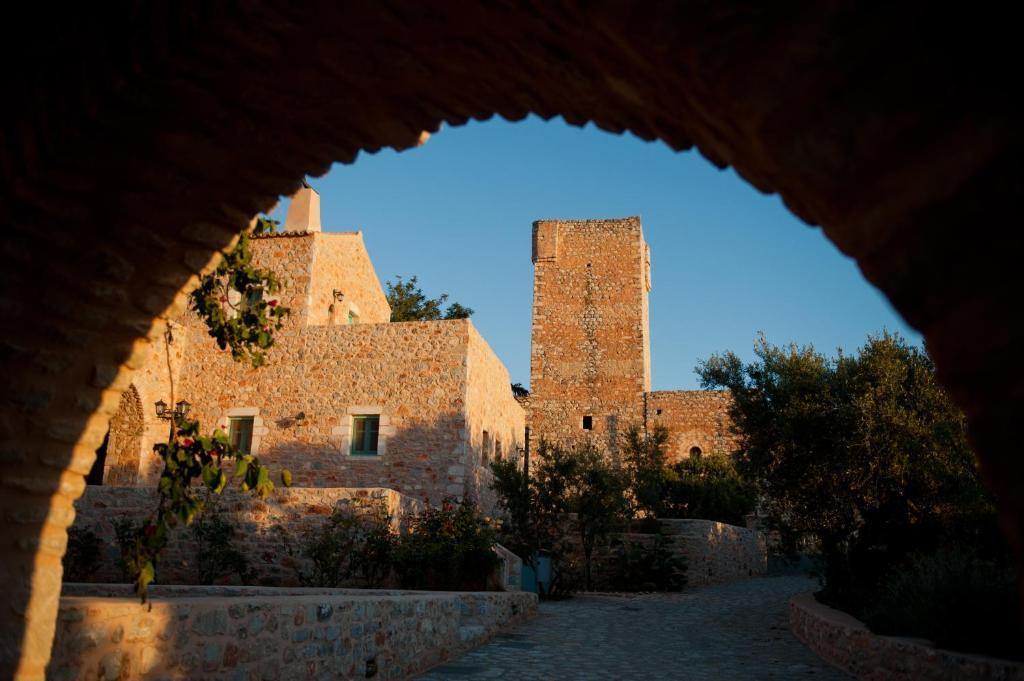 Pandora Aparthotel Pyrgos Dirou Exterior photo