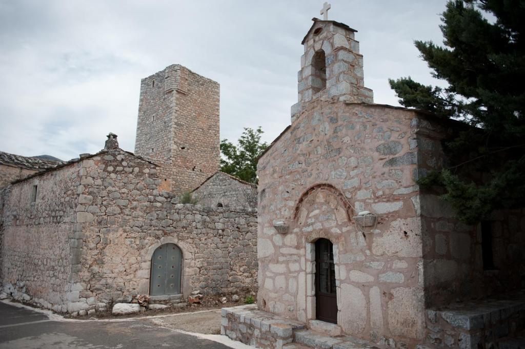 Pandora Aparthotel Pyrgos Dirou Exterior photo