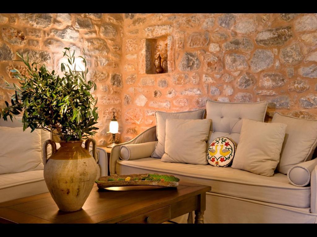 Pandora Aparthotel Pyrgos Dirou Room photo