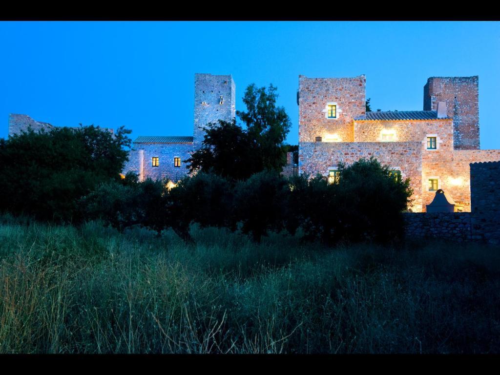 Pandora Aparthotel Pyrgos Dirou Exterior photo